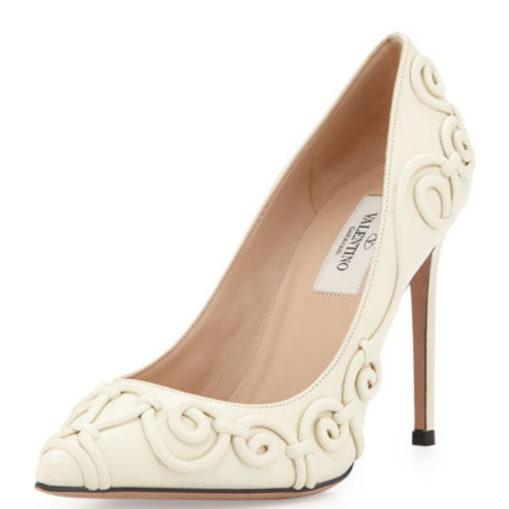 Valentino Ivory LeatherSwirl Pointed Toe Pumps 9.5